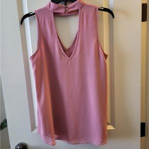 Juniors sleeveless blouse